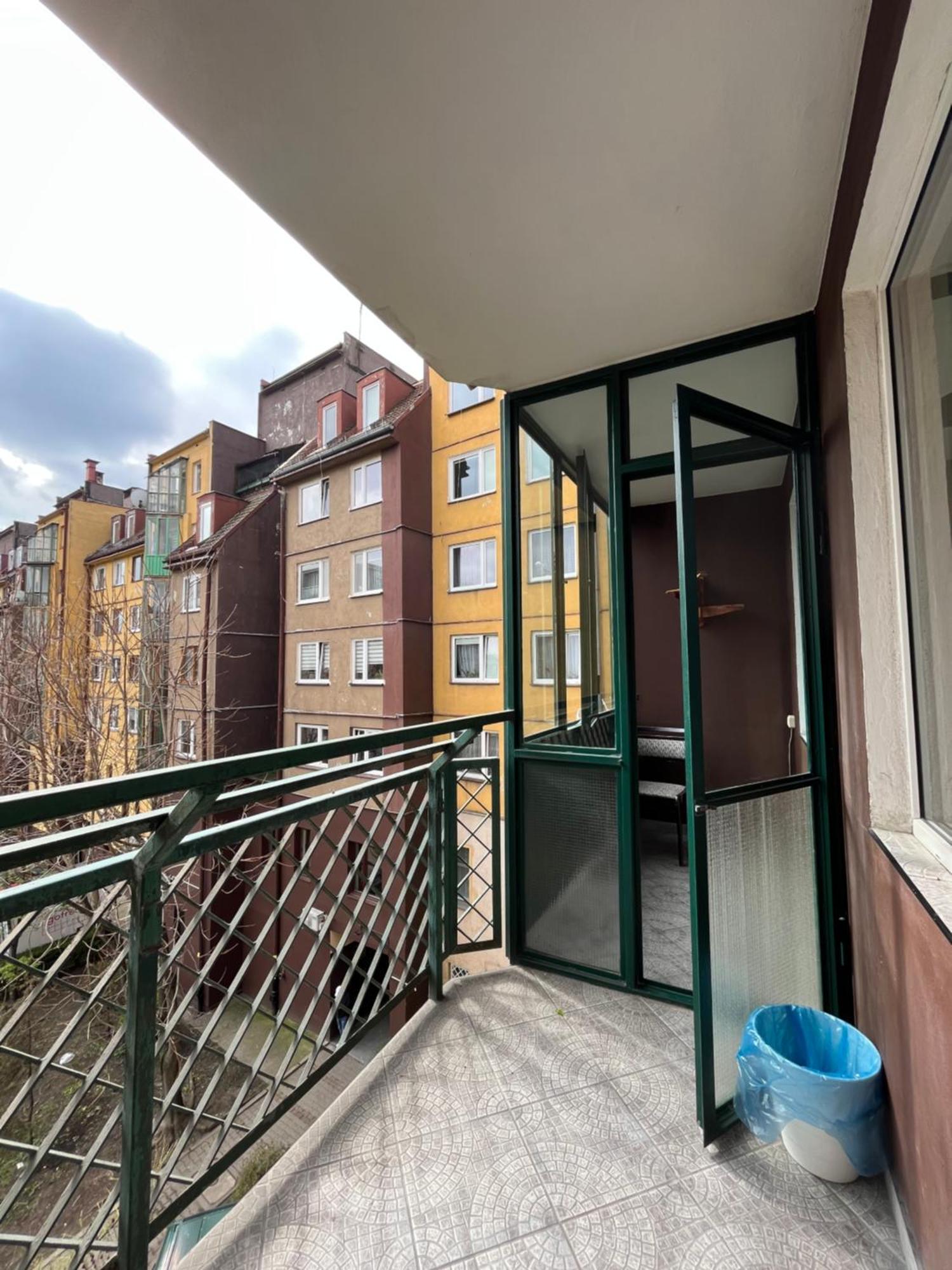 Bema Guest House - City Centre Вроцлав Экстерьер фото