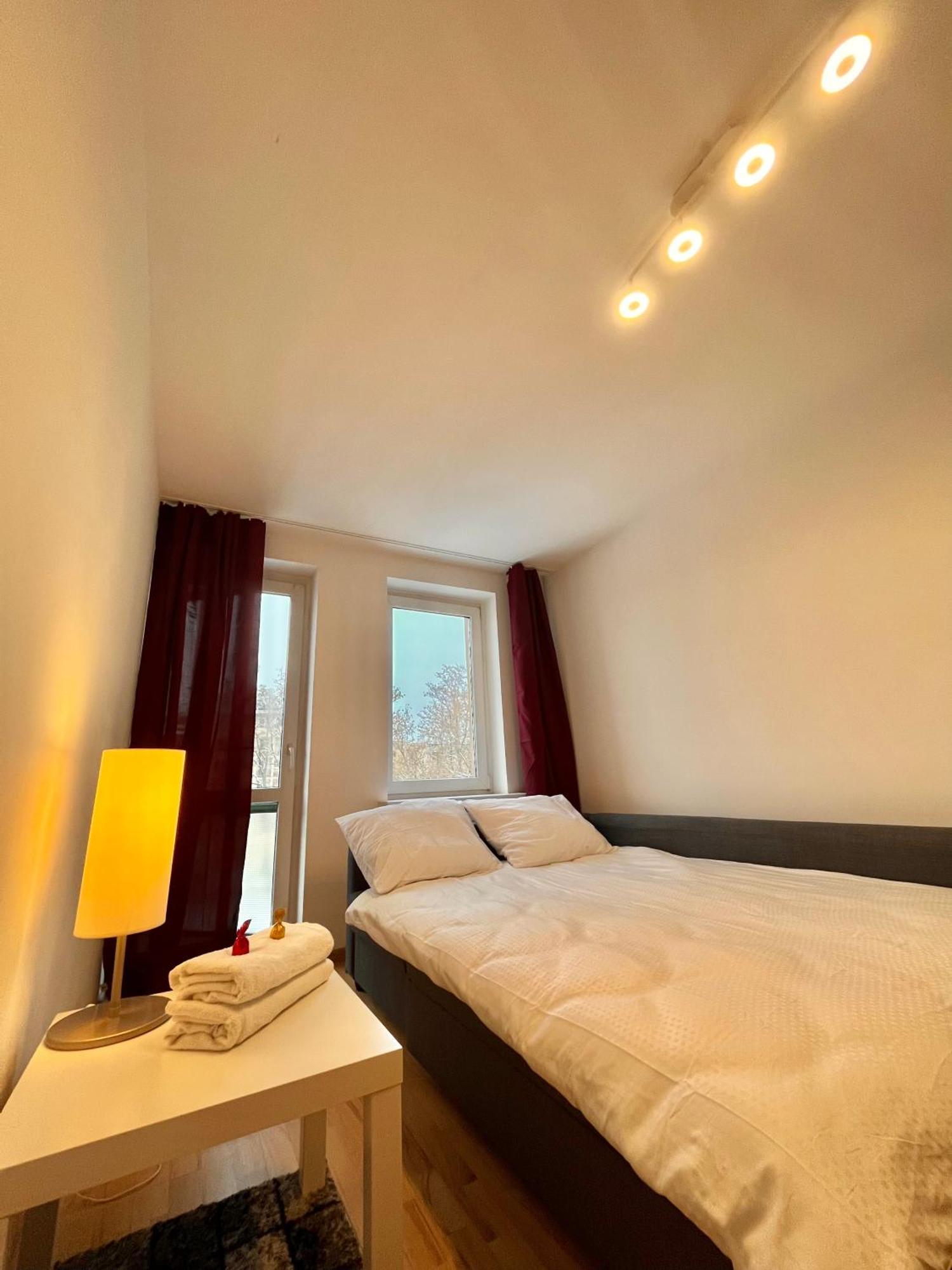 Bema Guest House - City Centre Вроцлав Экстерьер фото