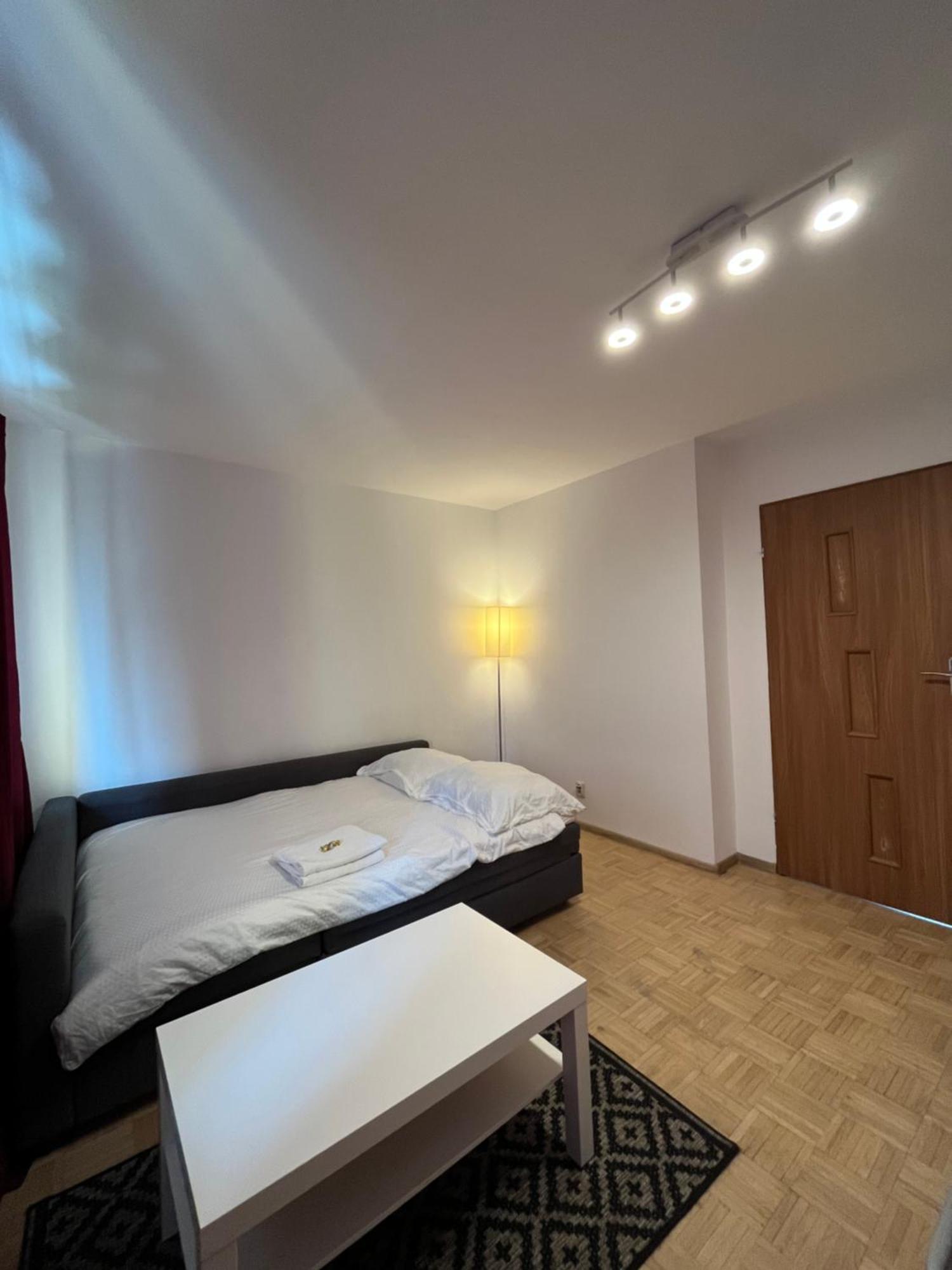 Bema Guest House - City Centre Вроцлав Экстерьер фото
